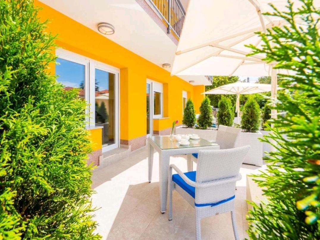 Appartamento Adriatico Omišalj Esterno foto
