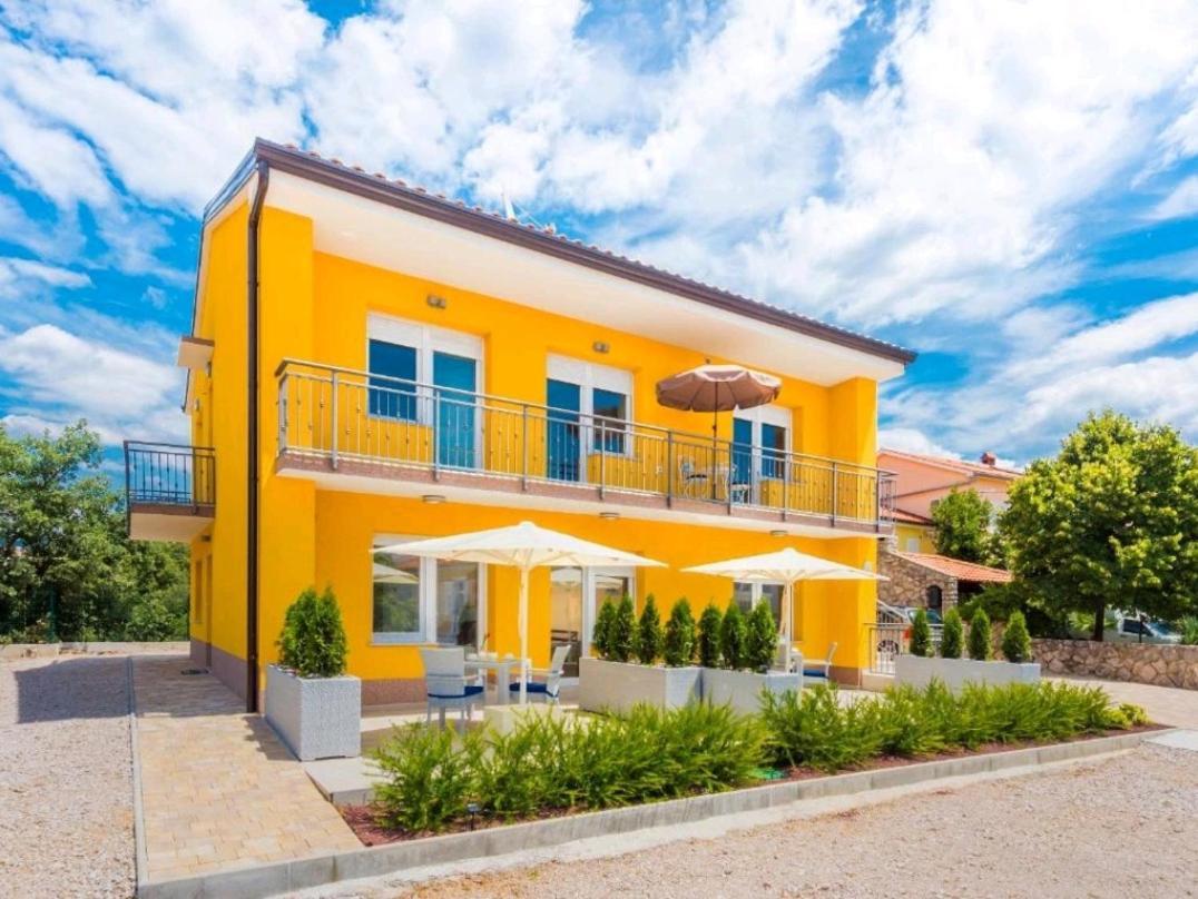 Appartamento Adriatico Omišalj Esterno foto
