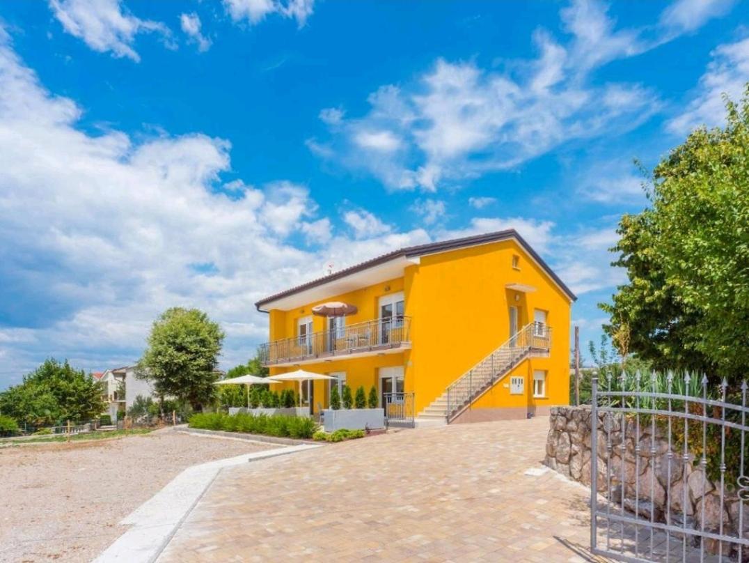 Appartamento Adriatico Omišalj Esterno foto